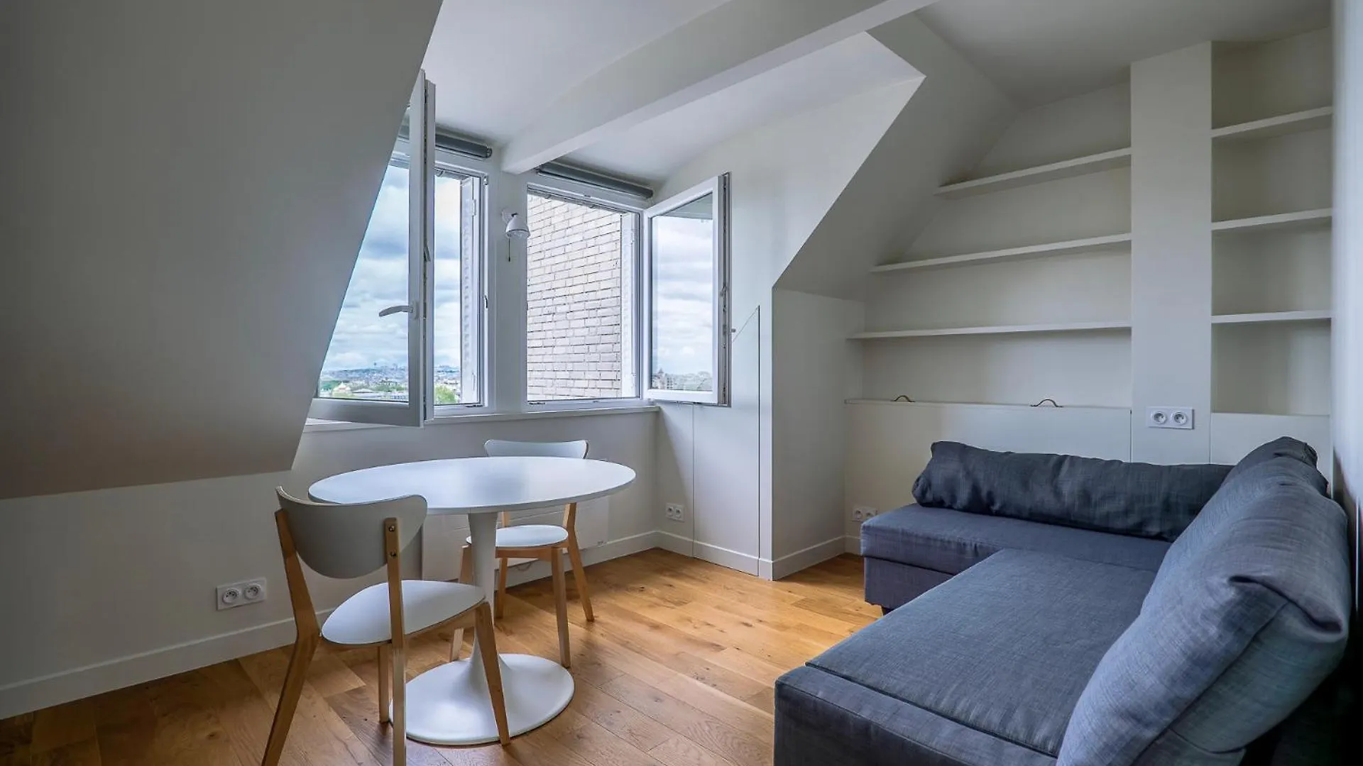 Goodguest-trocadero Tour Eiffel Bail Mobilite Apartment Paris